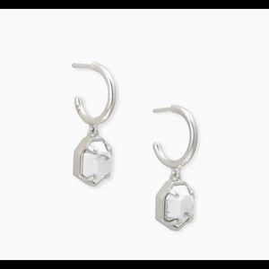 Kendra Scott Tomon Huggie Earrings in Howlite NWT